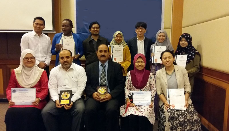 [students celebrating Chinese New Year]